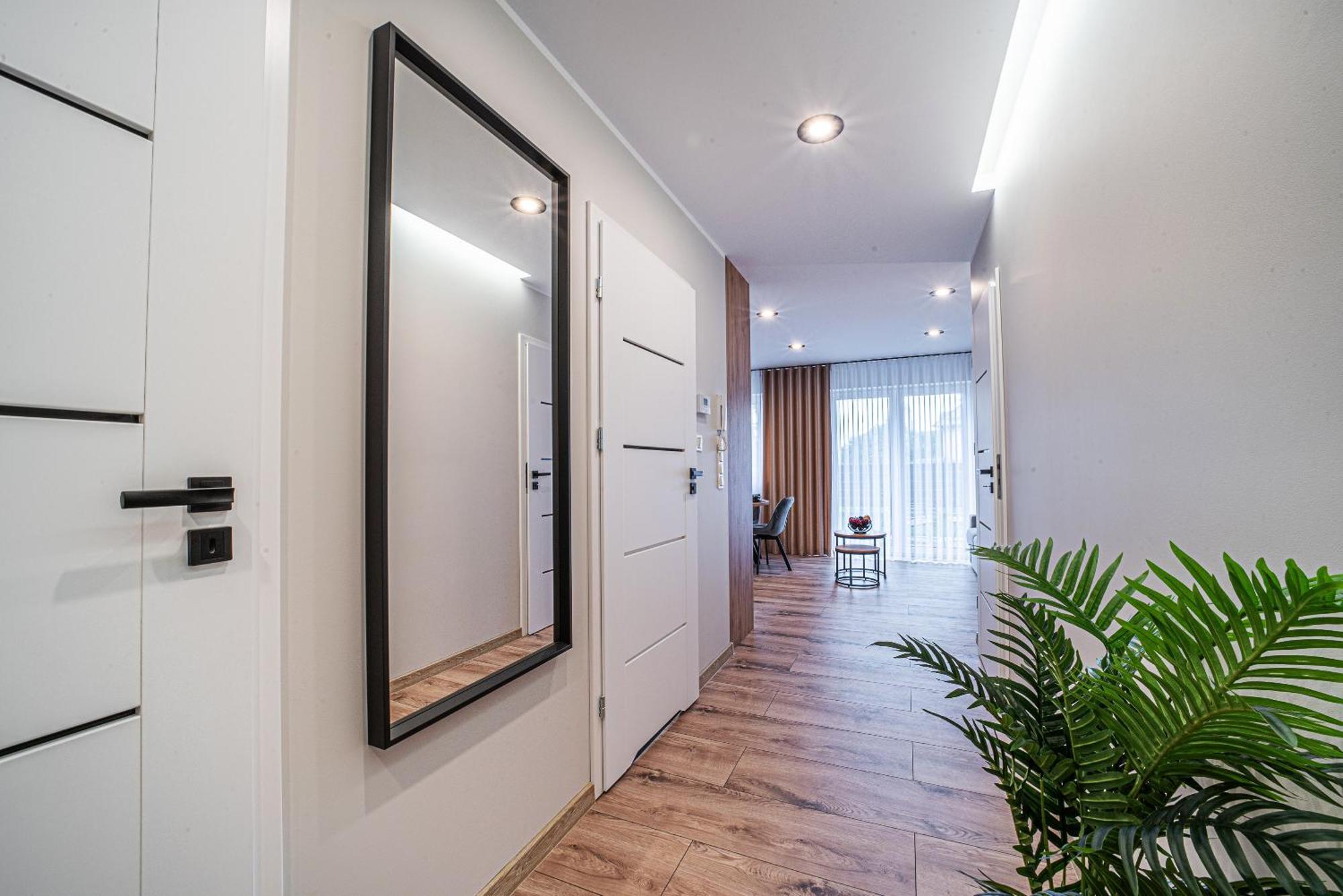 Apartament Labradoryt, Klimatyzacja, Parking Priv 博莱斯瓦维茨 外观 照片